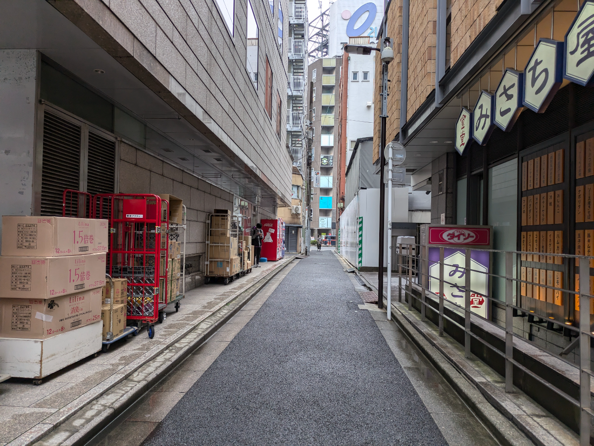 v20250502150712/fresh/building/J00100371712_10
