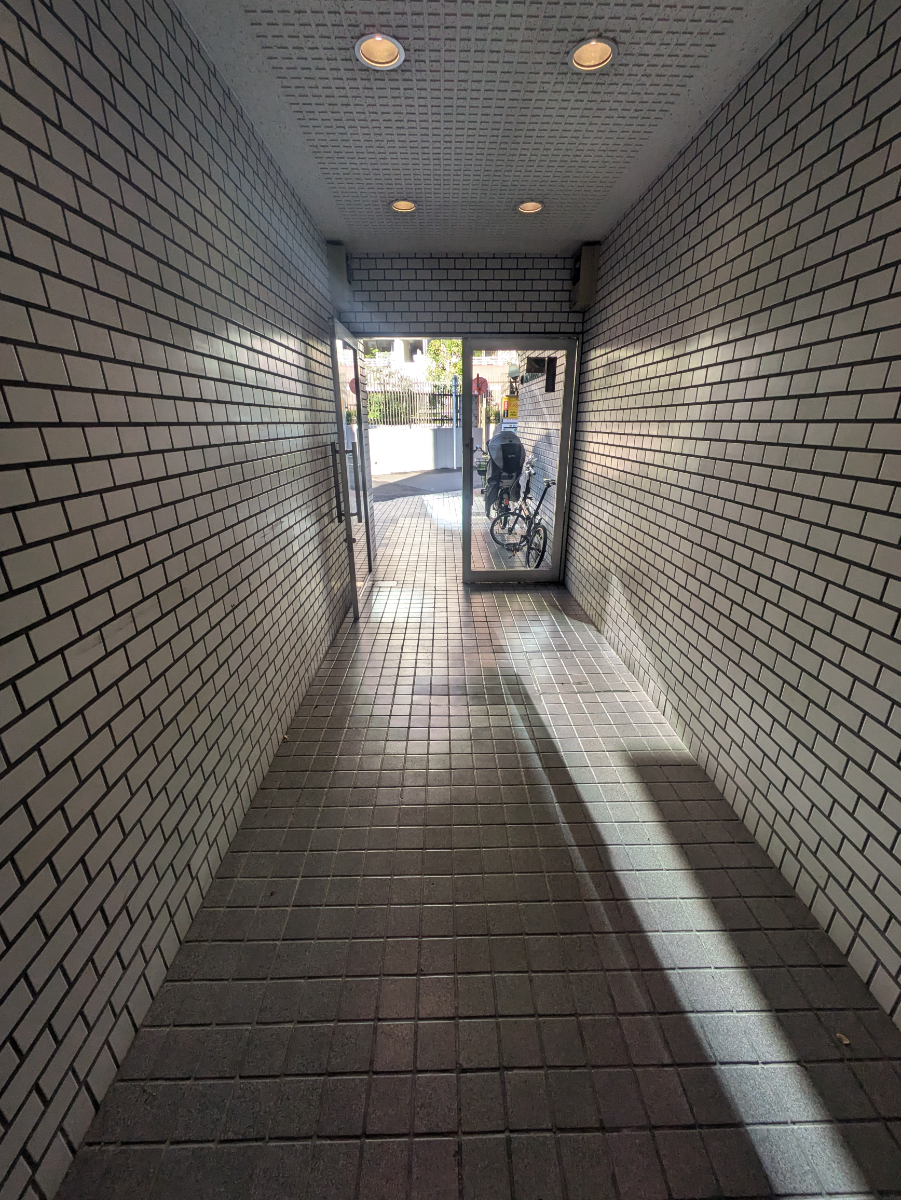 v20250502150712/fresh/building/J00100377172_8