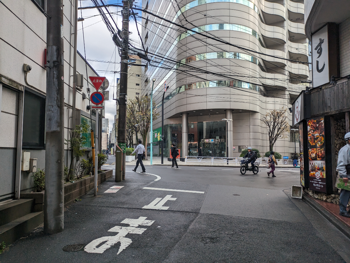 v20250502150712/fresh/building/J00100391893_16