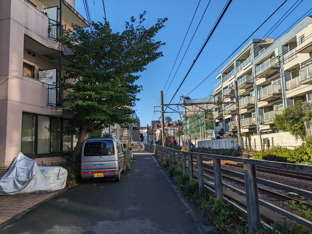 v20250502150712/fresh/building/J00100407923_18