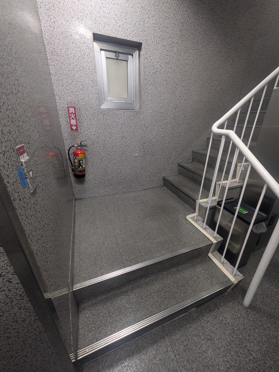 v20250506150654/fresh/building/J00100356782_4