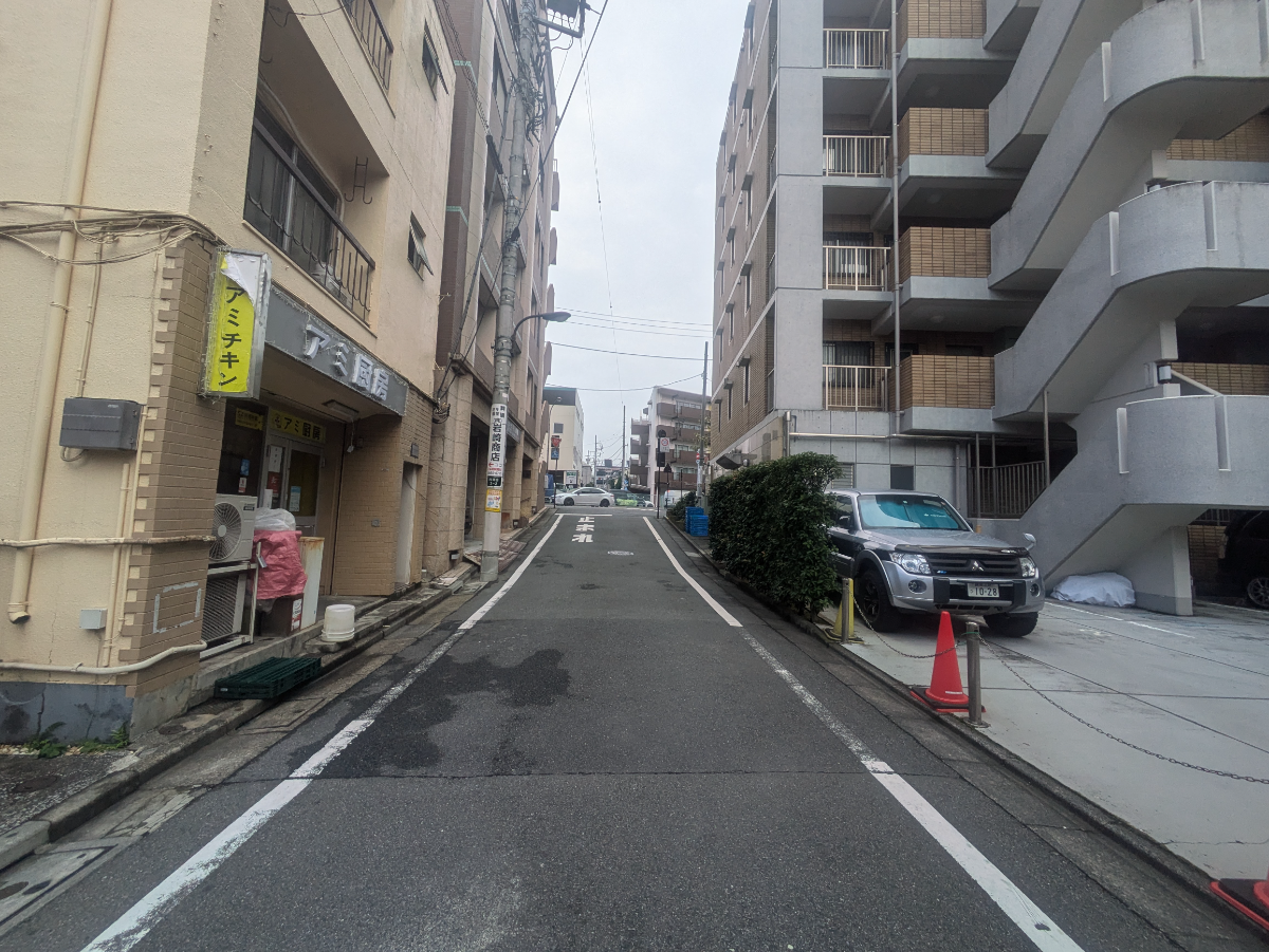 v20250506150654/fresh/building/J00100356784_12