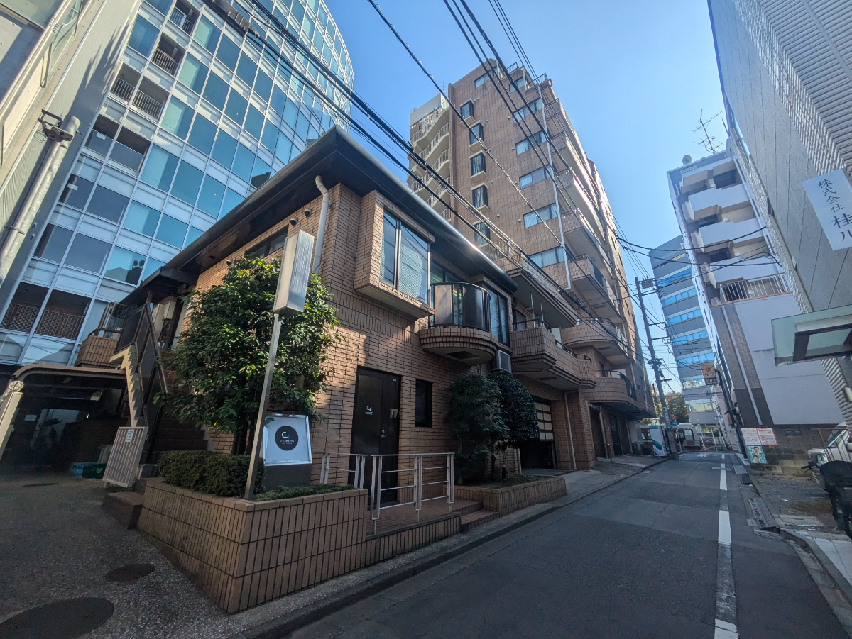 v20250506150654/fresh/building/J00100356940_17