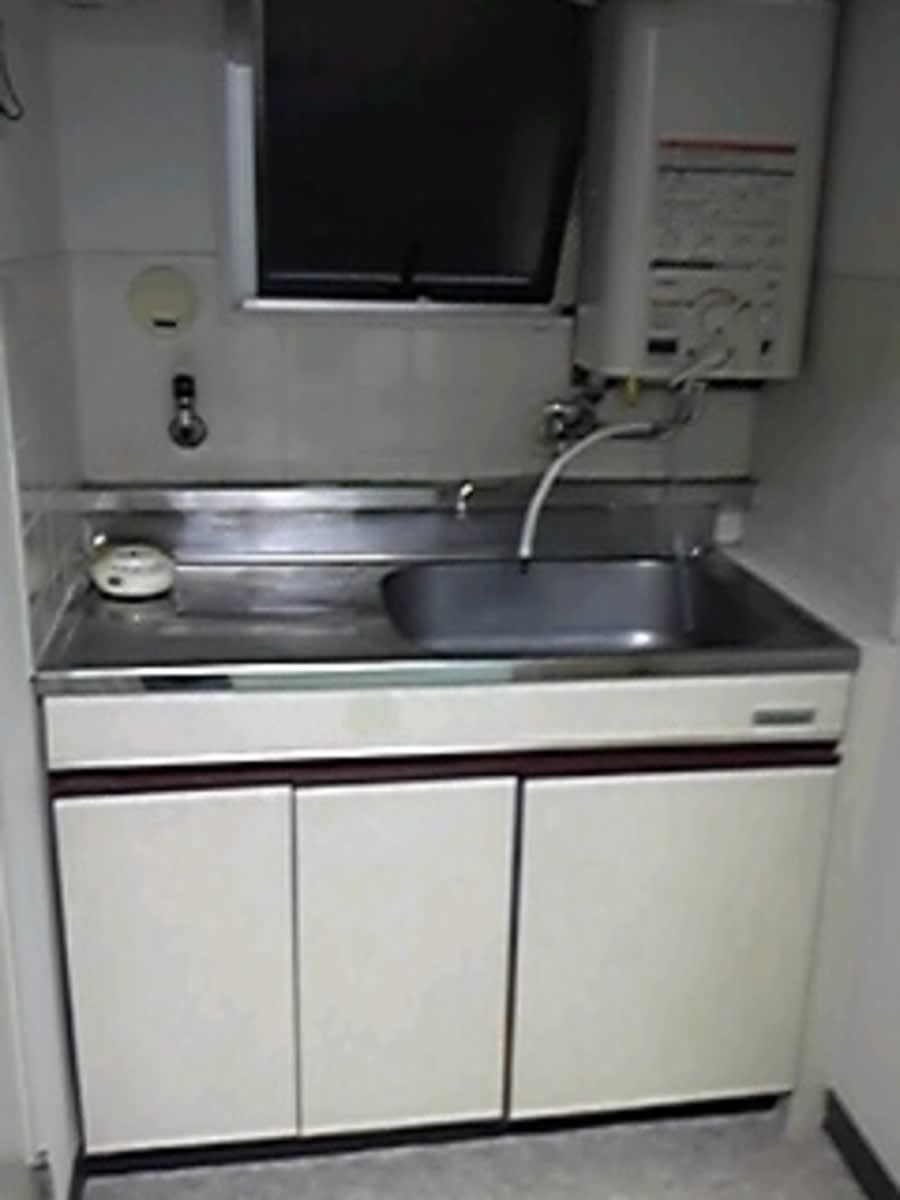 v20250506150654/fresh/building/J00100359305_8