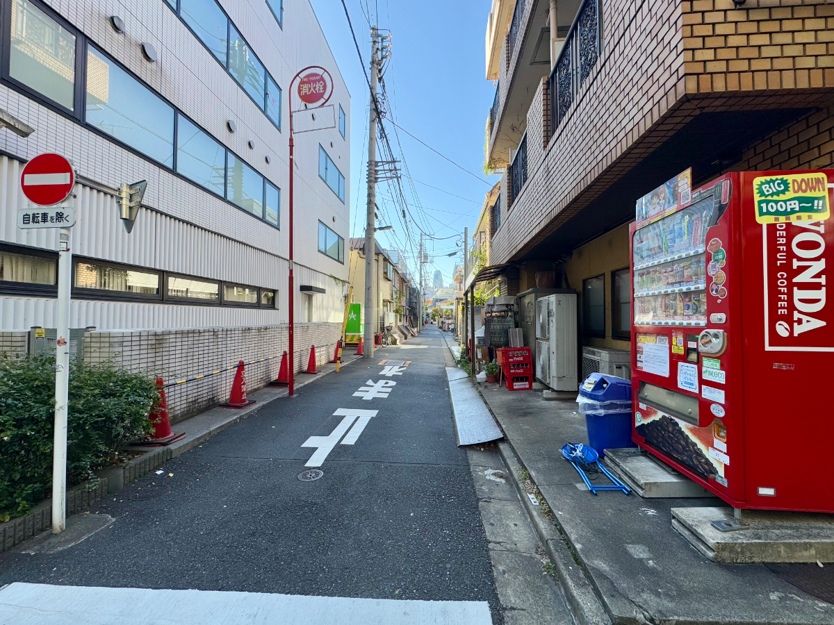 v20250506150654/fresh/building/J00100402591_12
