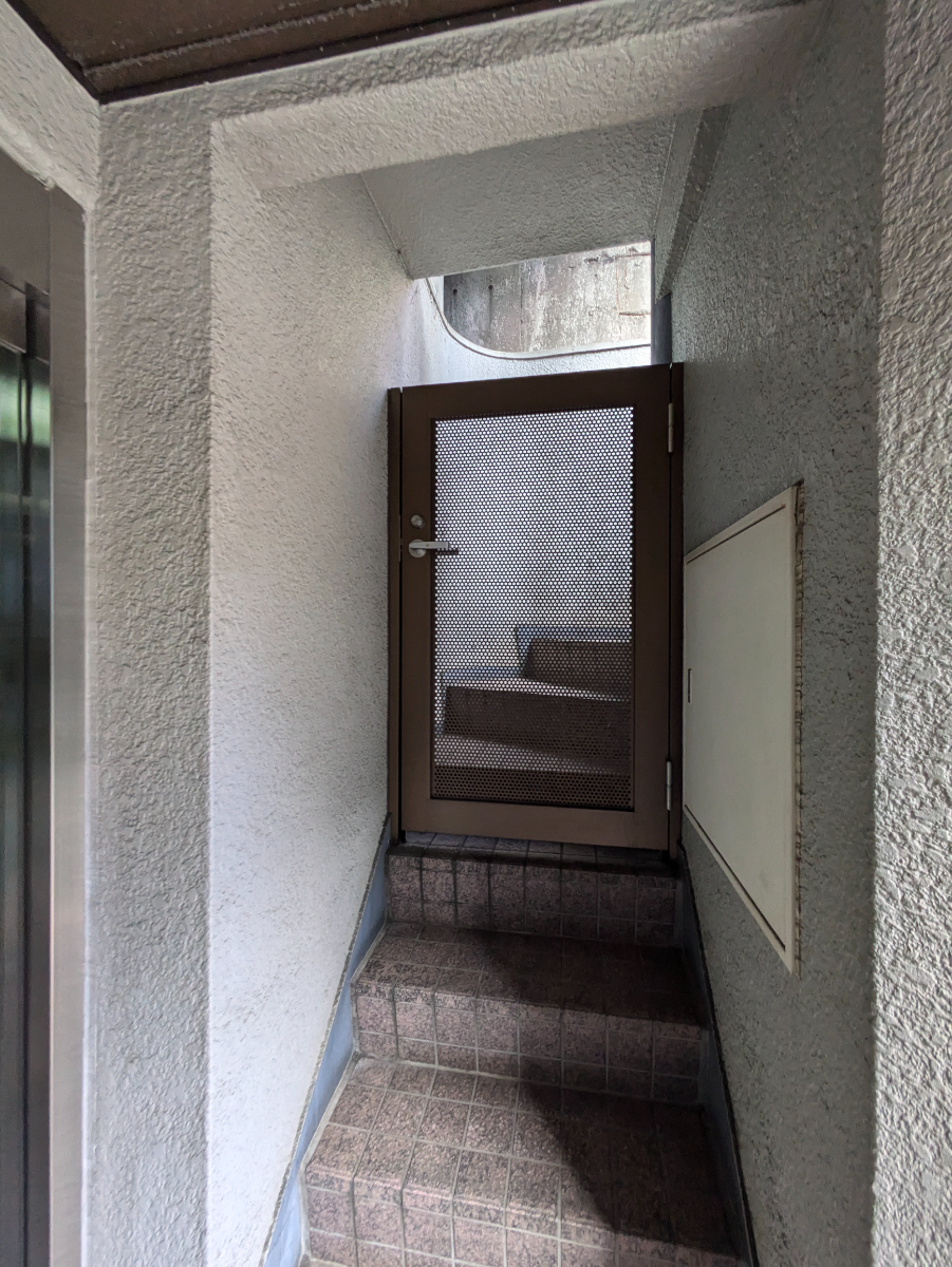 v20250506150654/fresh/building/J00100421827_7
