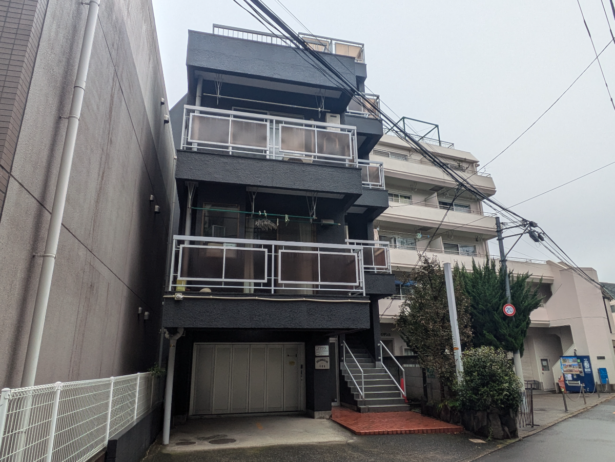 v20250506150654/fresh/building/J00100437597_12