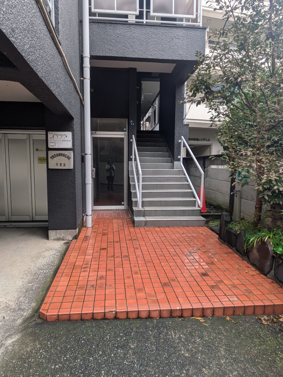 v20250506150654/fresh/building/J00100437597_3