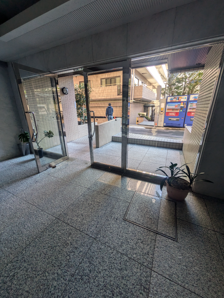 v20250508150635/fresh/building/J00100386771_8