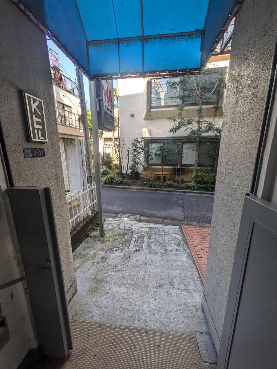 v20250508150635/fresh/building/J00100407994_12