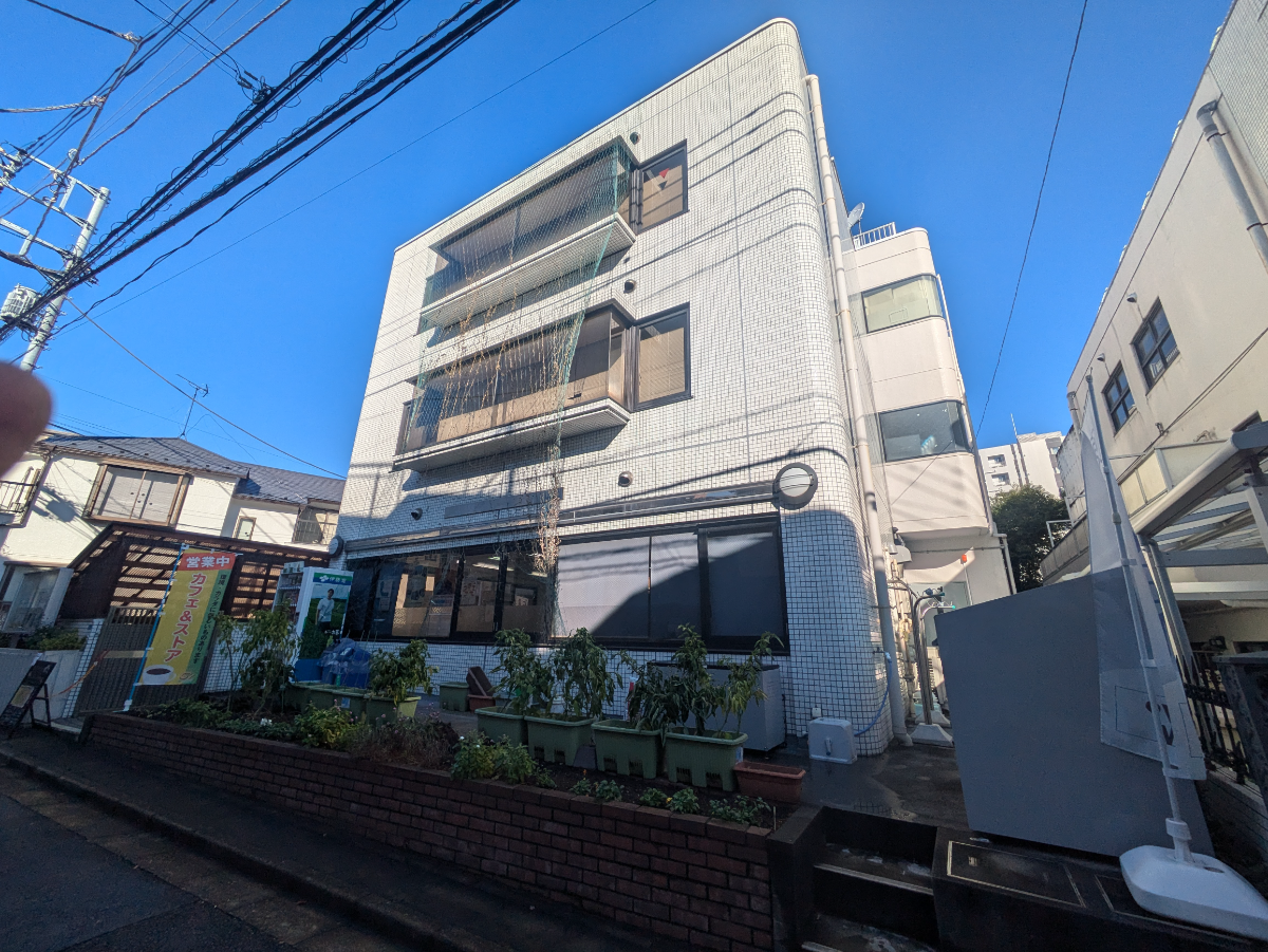 v20250508150635/fresh/building/J00100477784_5