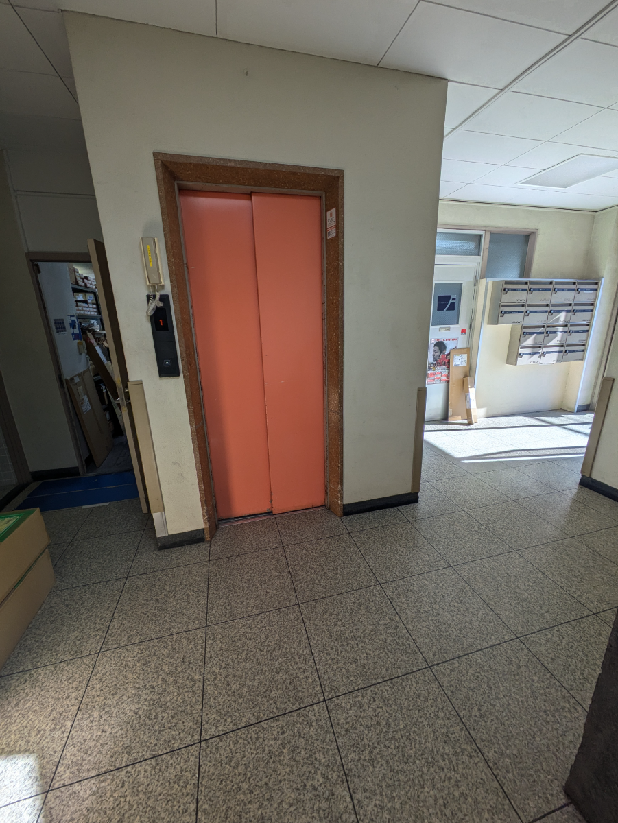 v20250520150706/fresh/building/J00100425273_4