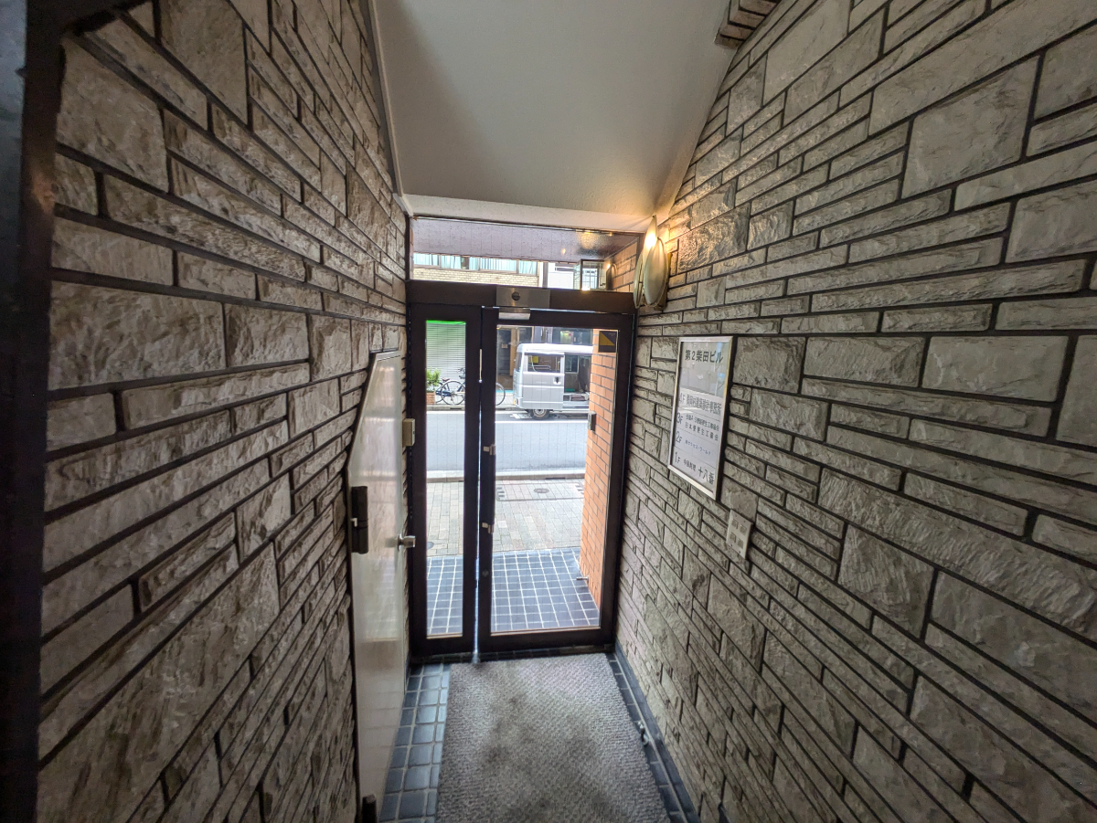 v20250530150901/fresh/building/J00100364569_9