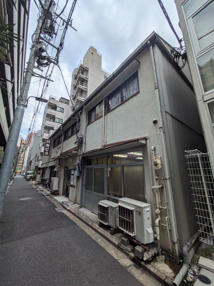 v20250530150901/fresh/building/J00100374979_6