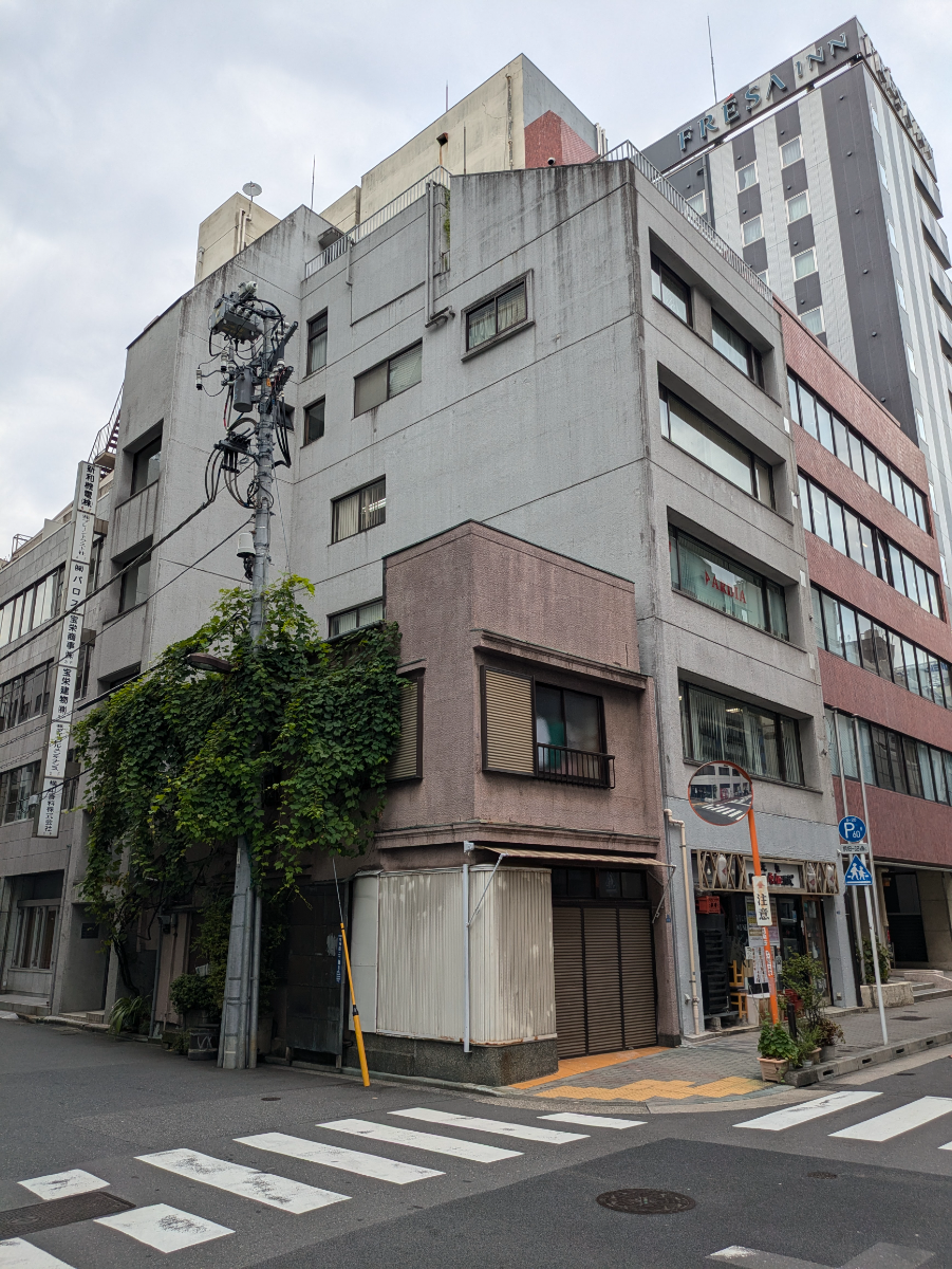 v20250530150901/fresh/building/J00100382598_6