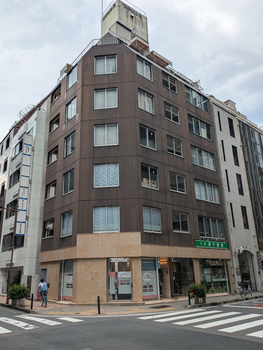v20250530150901/fresh/building/J00100388909_1