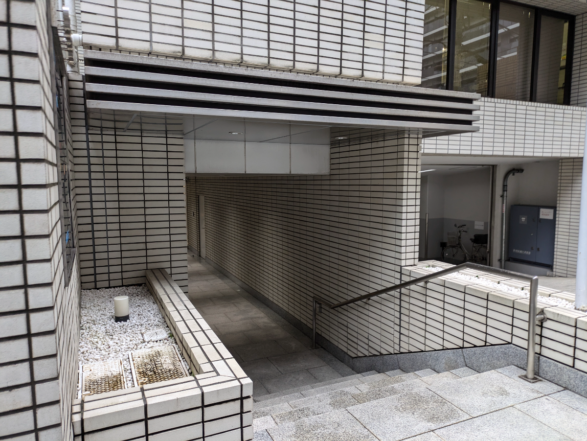v20250530150901/fresh/building/J00100389600_8