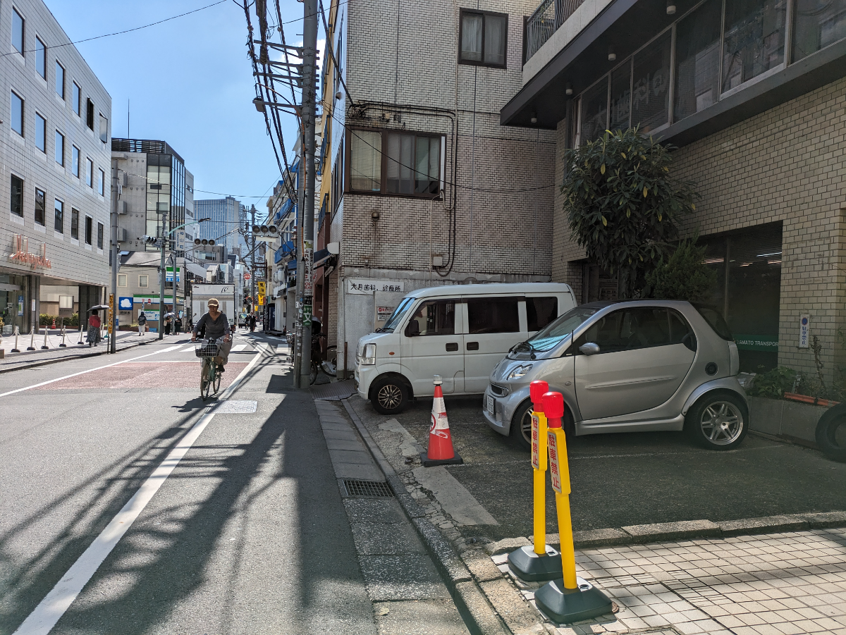 v20250601150545/fresh/building/J00100367801_17