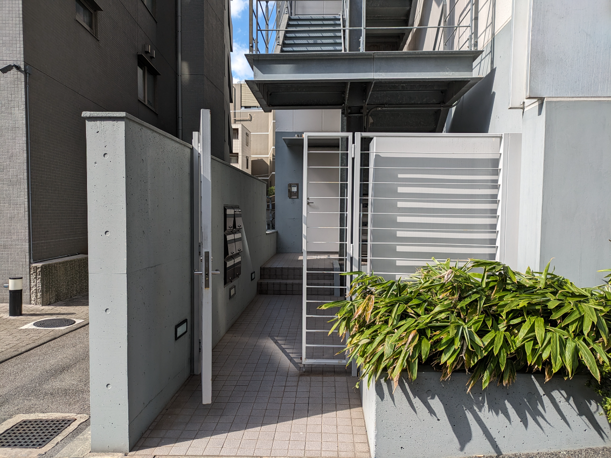 v20250601150545/fresh/building/J00100372247_9
