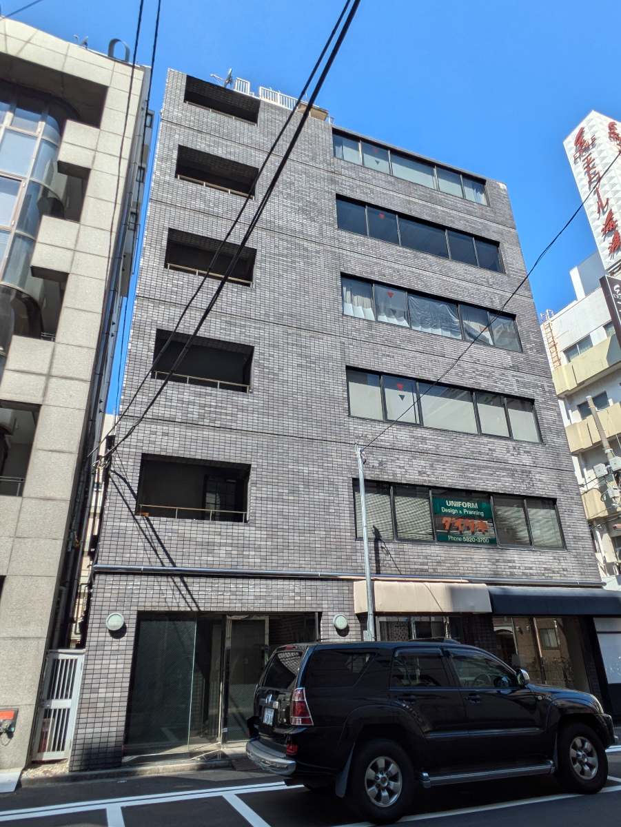 v20250601150545/fresh/building/J00100377050_6