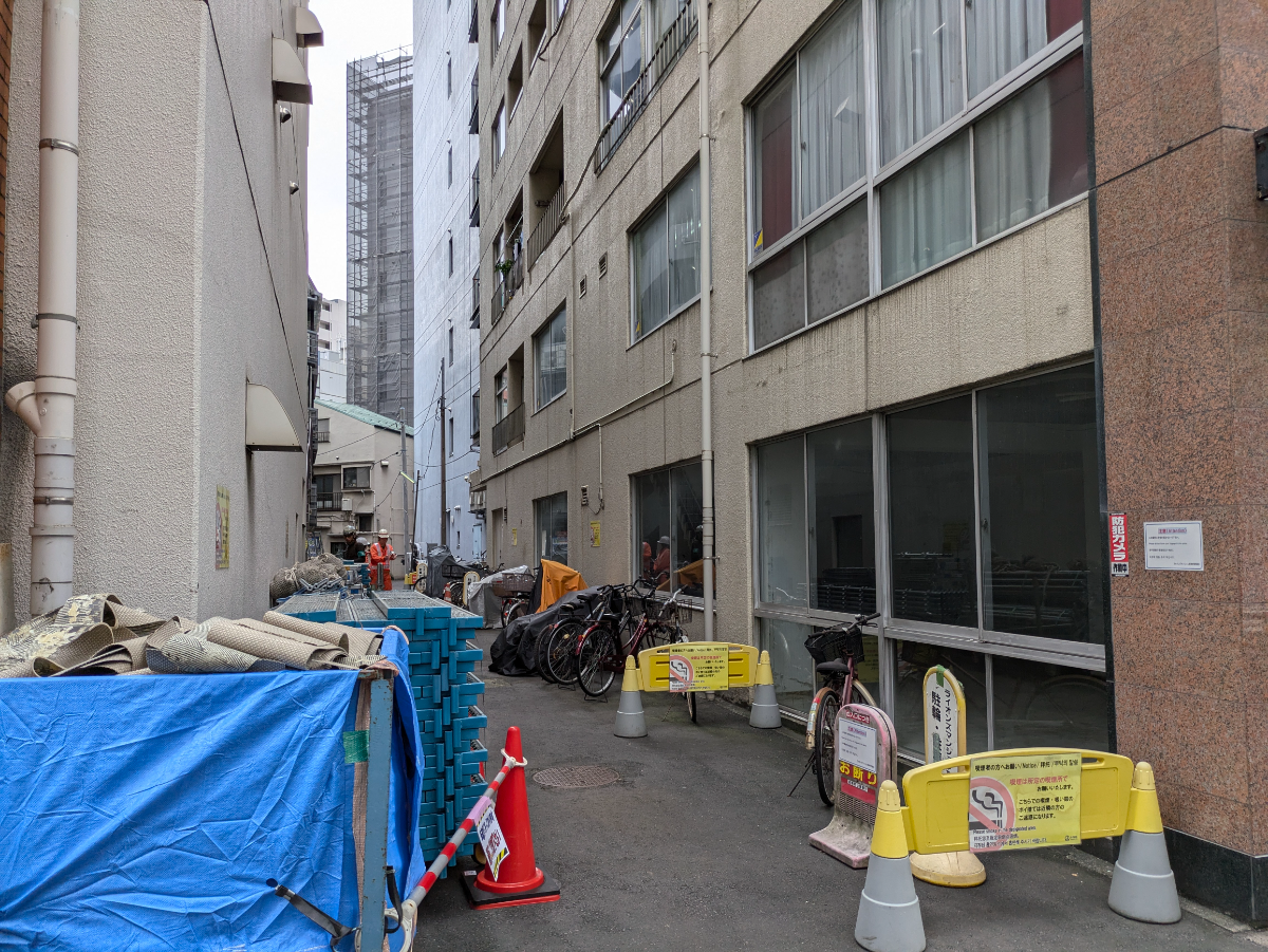 v20250601150545/fresh/building/J00100378824_12