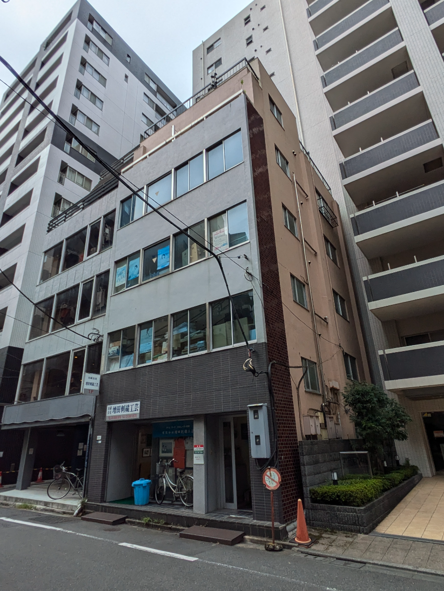 v20250601150545/fresh/building/J00100380245_6