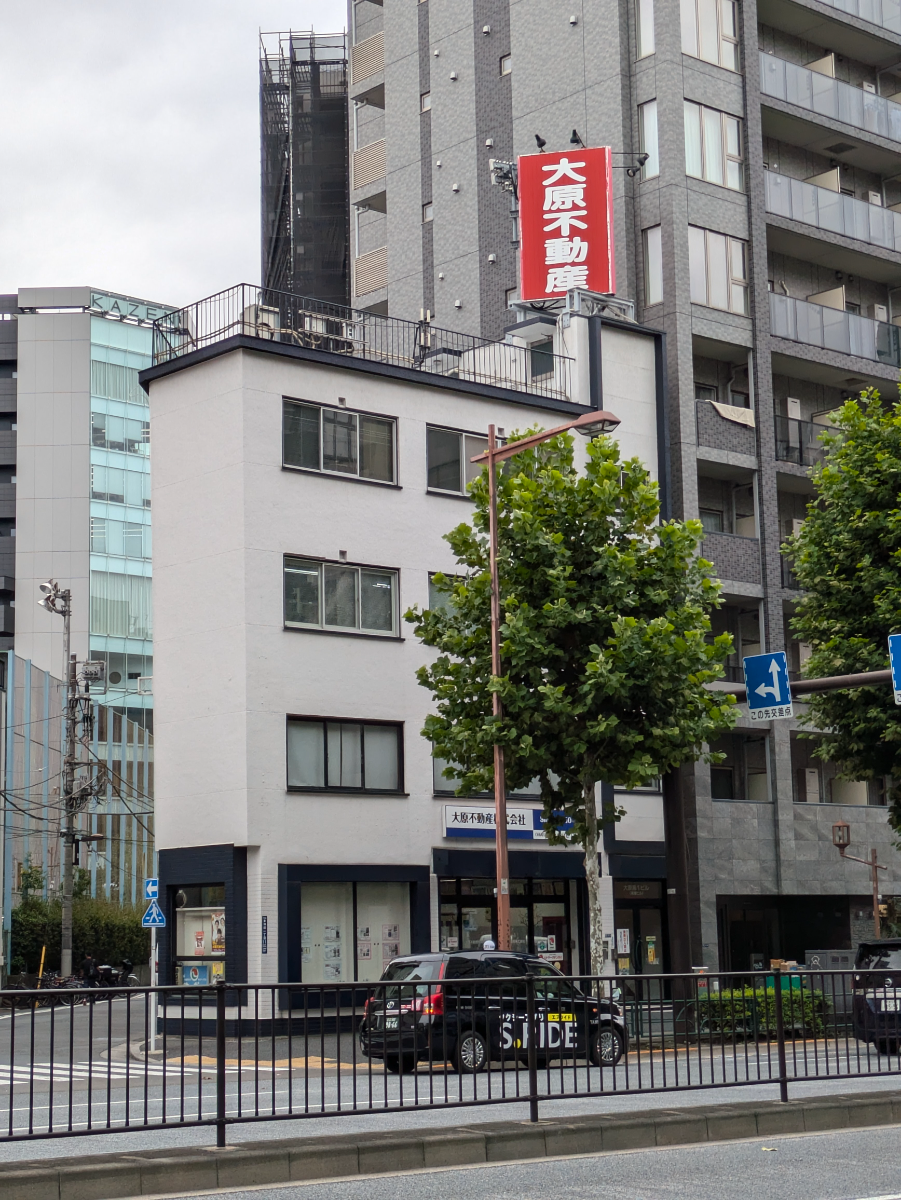 v20250601150545/fresh/building/J00100381646_5