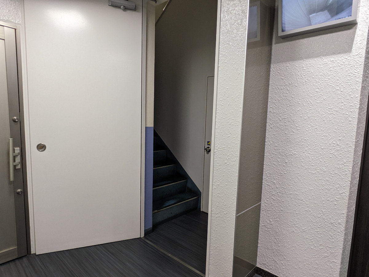 v20250601150545/fresh/building/J00100387222_5