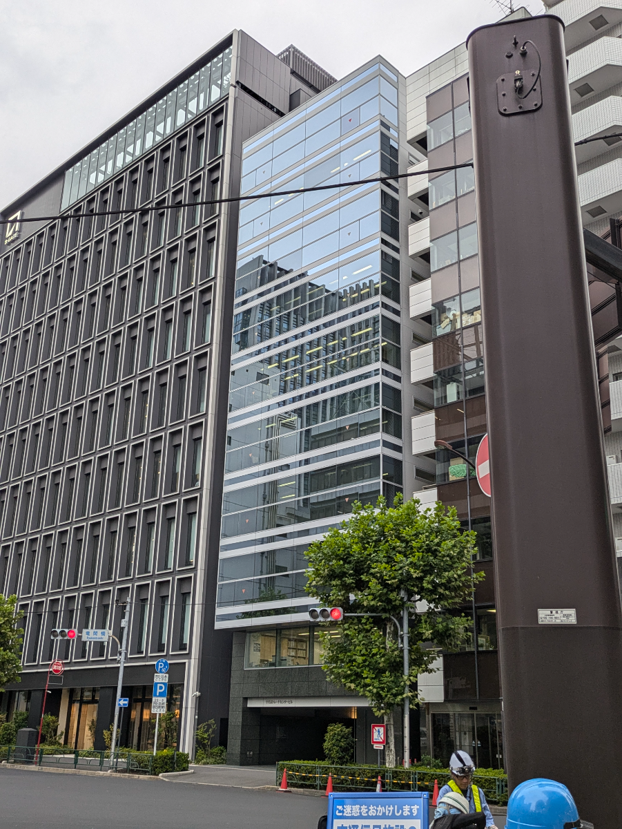 v20250601150545/fresh/building/J00100390712_13