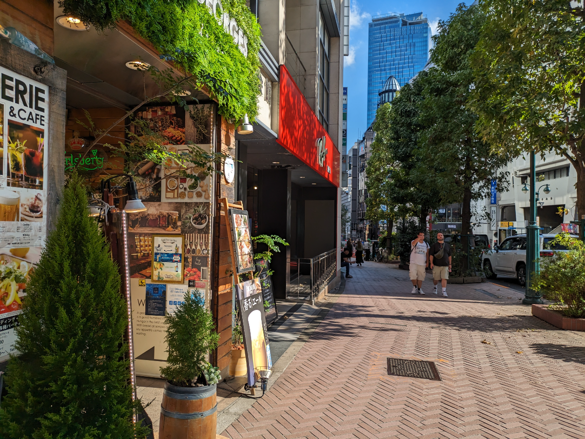 v20250601150545/fresh/building/J00100392265_13
