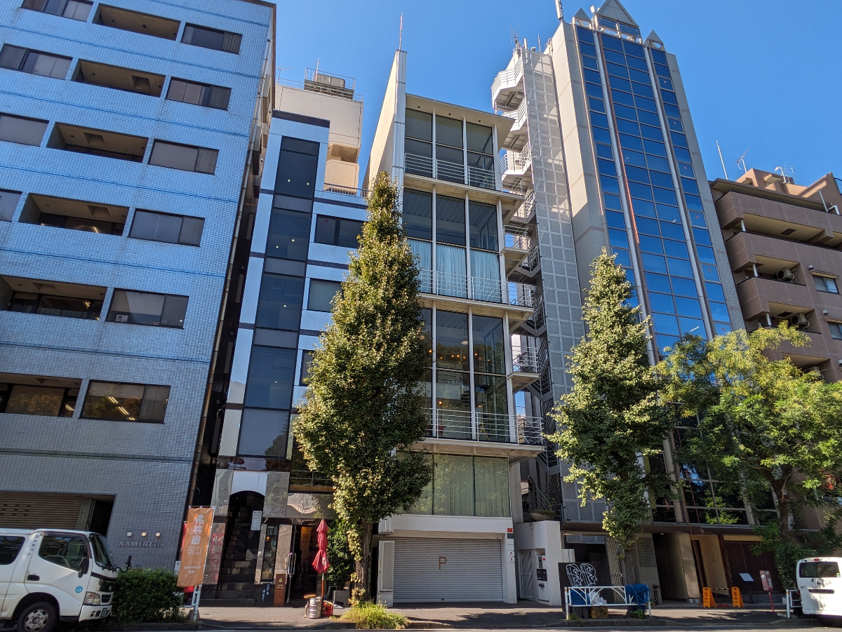 v20250601150545/fresh/building/J00100402270_5