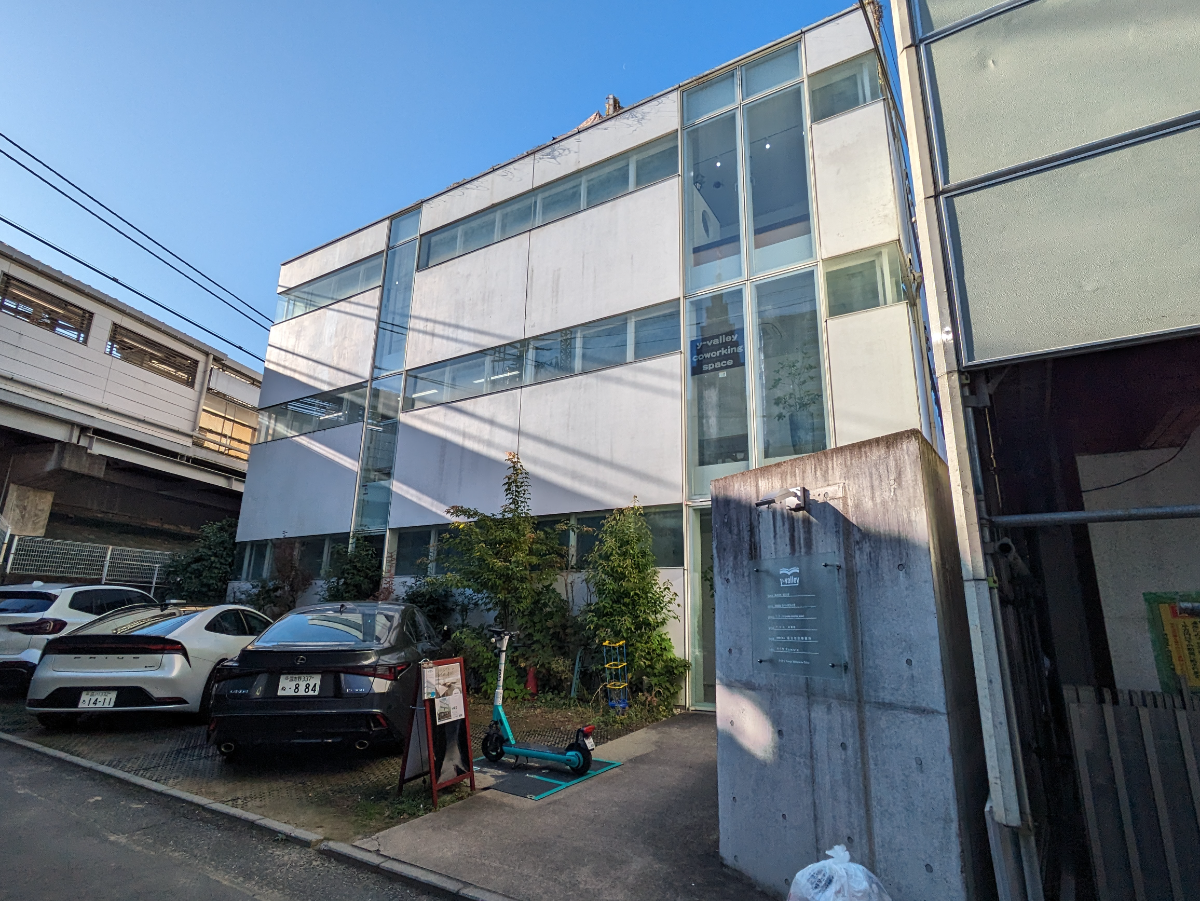 v20250601150545/fresh/building/J00100405323_5
