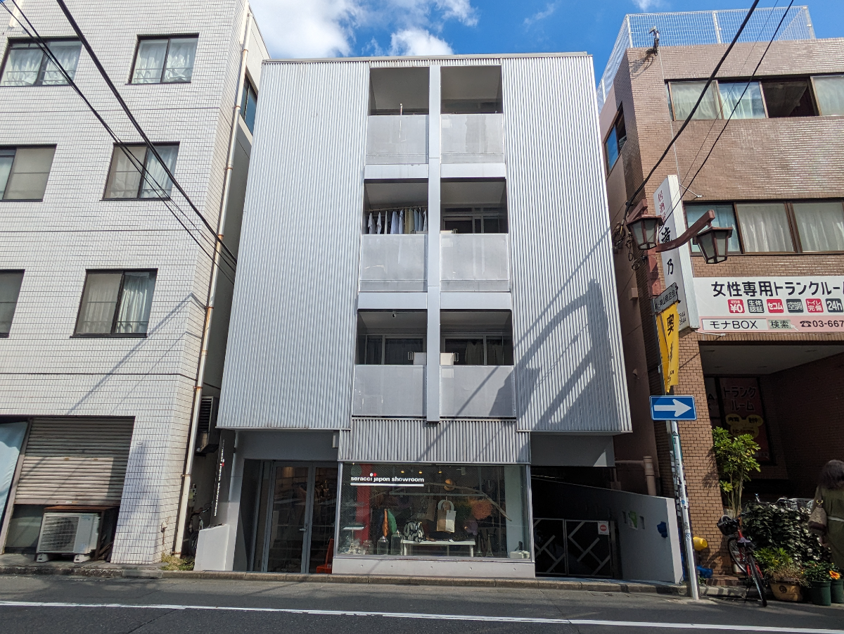 v20250601150545/fresh/building/J00100413692_1