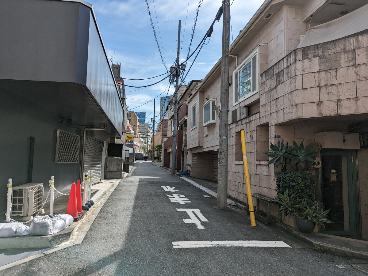 v20250601150545/fresh/building/J00100414242_15
