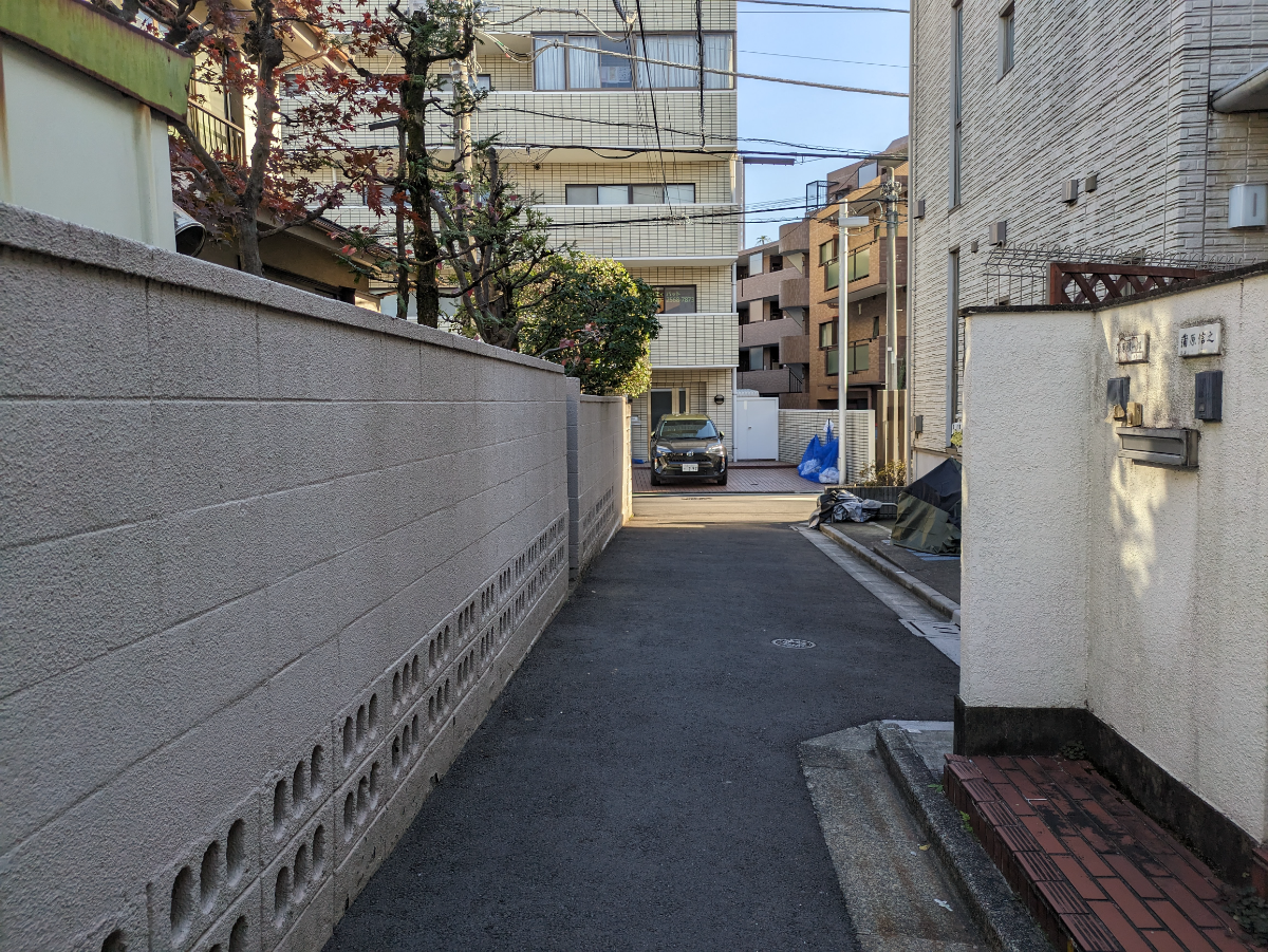 v20250601150545/fresh/building/J00100421864_12