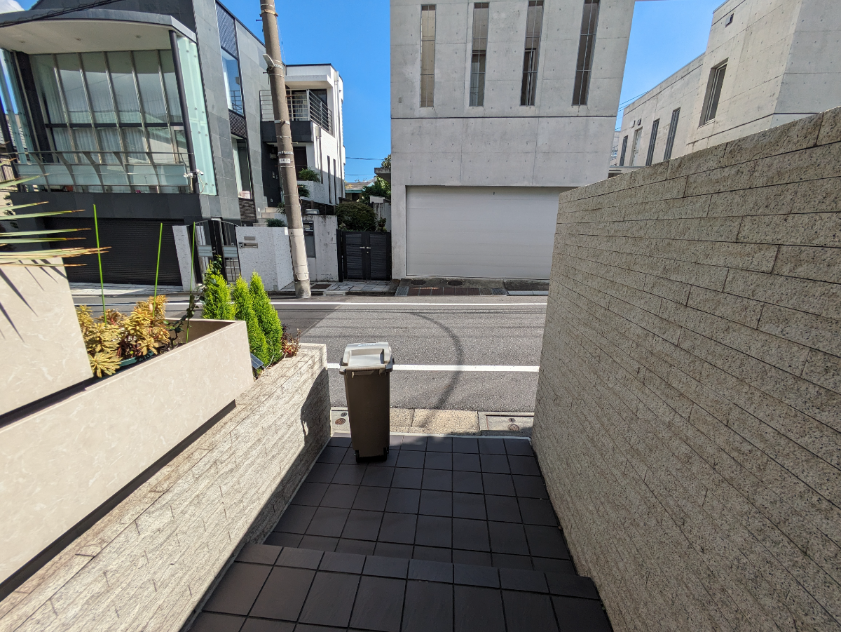 v20250601150545/fresh/building/J00100429899_11