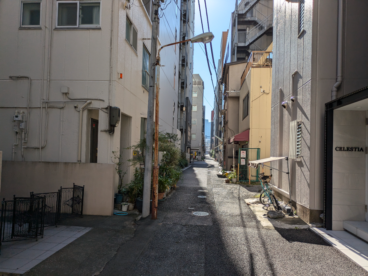 v20250601150545/fresh/building/J00100513192_2