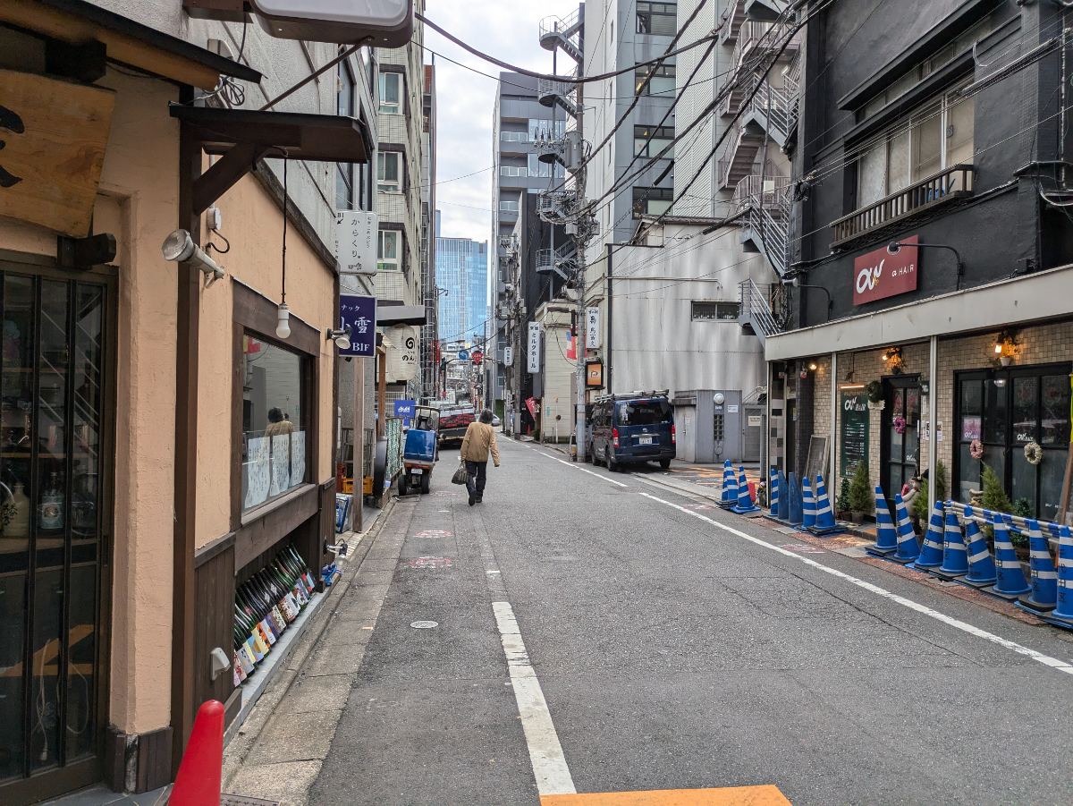 v20250603150701/fresh/building/J00100380816_9