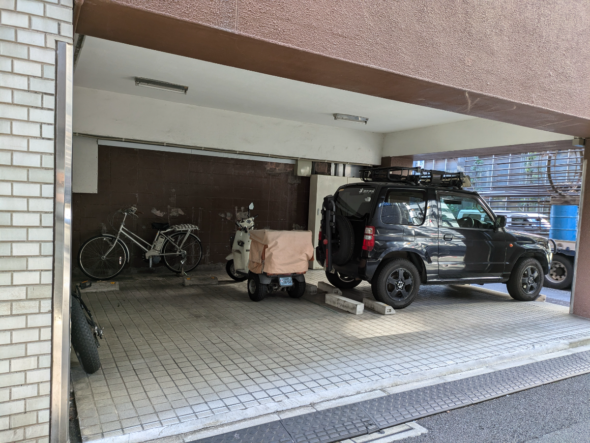 v20250603150701/fresh/building/J00100393055_11