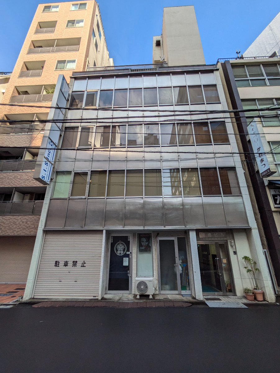 v20250603150701/fresh/building/J00100393318_1