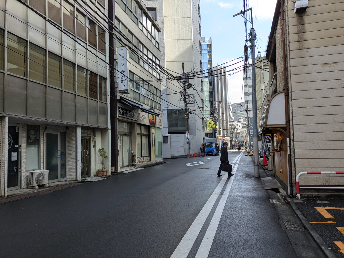 v20250603150701/fresh/building/J00100393318_10