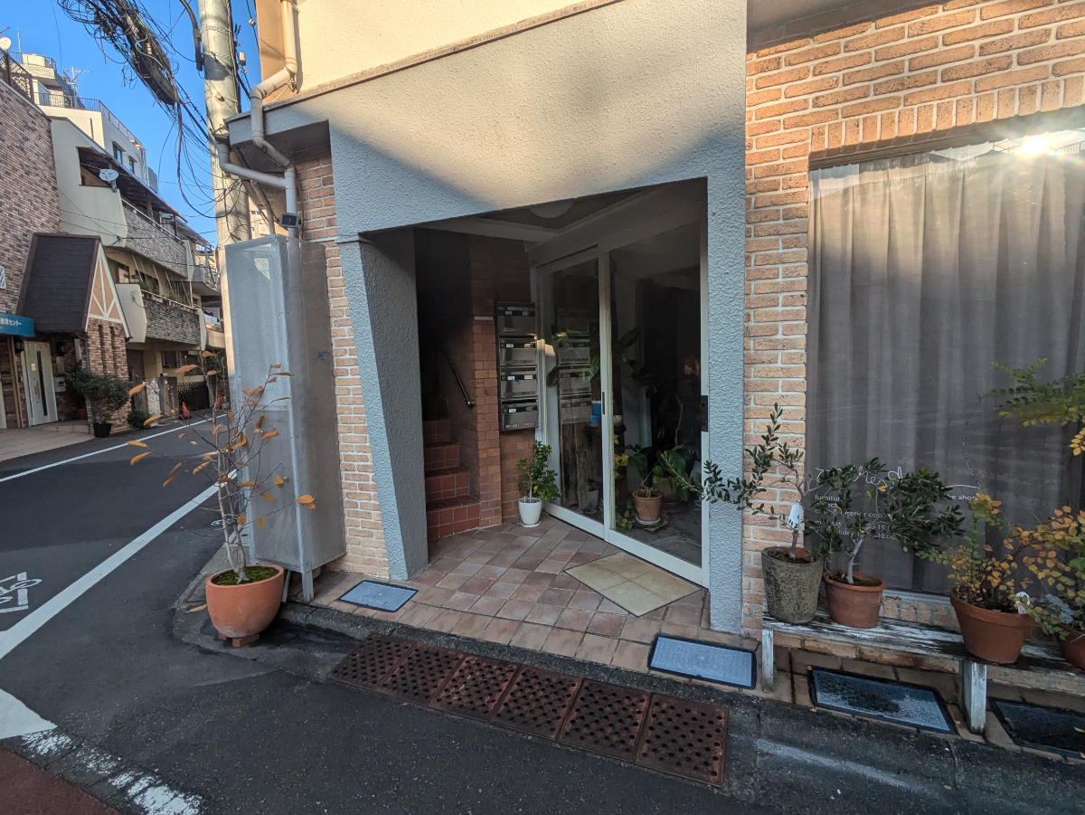 v20250603150701/fresh/building/J00100402952_3