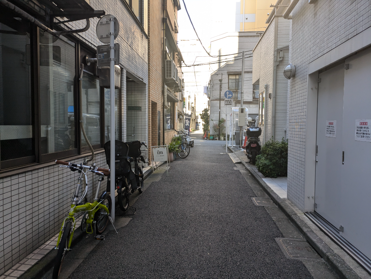 v20250604150702/fresh/building/J00100405821_12