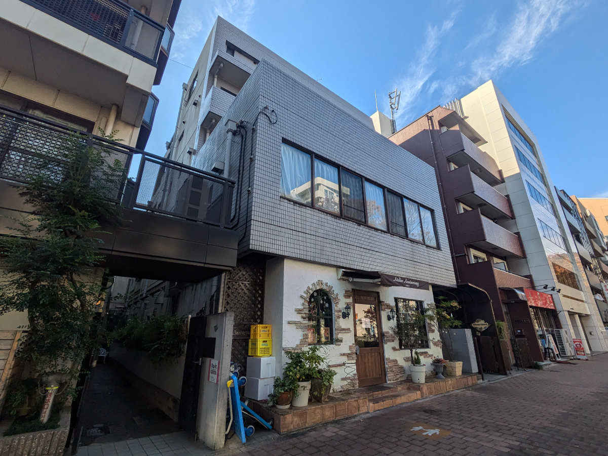 v20250605150700/fresh/building/J00100403682_1