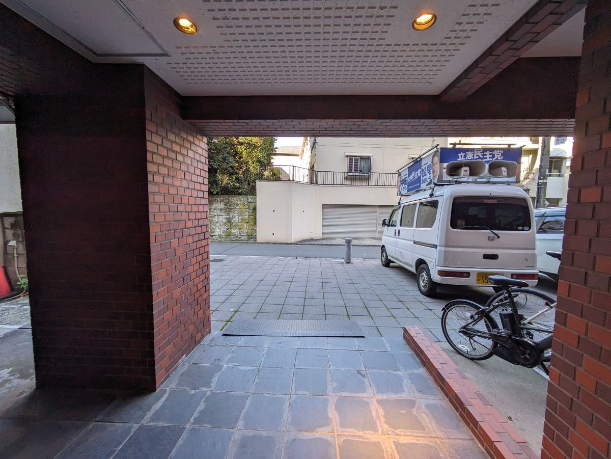 v20250606150704/fresh/building/J00100404061_8