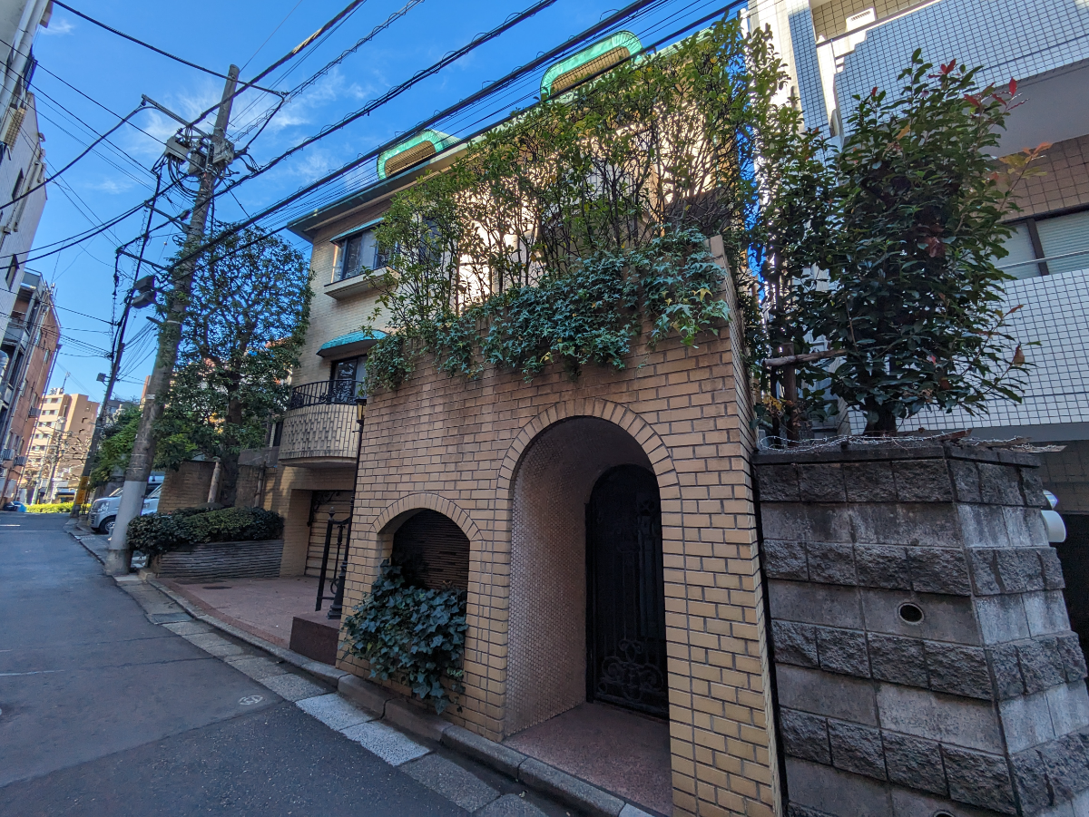 v20250606150704/fresh/building/J00100416319_6
