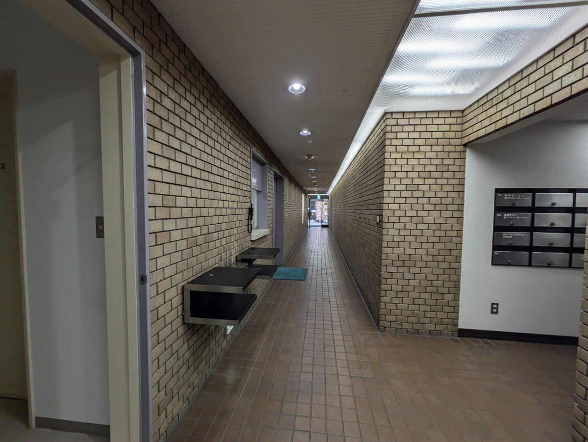 v20250609150705/fresh/building/J00100382464_15