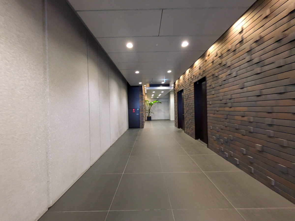 v20250609150705/fresh/building/J00100403676_19
