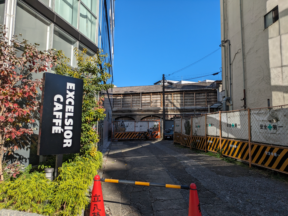 v20250609150705/fresh/building/J00100498844_8
