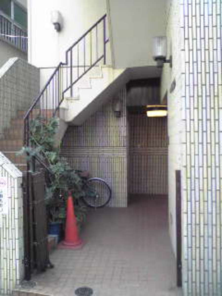 v20250611023000/fresh/building/J00100366883_3